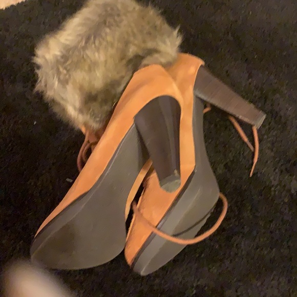 Michael Kors women ankle suede boots - Picture 4 of 4